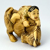 мальчик на быке, японская антикварная нэцке из слоновой кости 