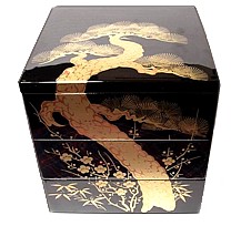 японская традиционная коробка для еды из 3-х отделений