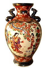японская антикварная фарфоровая ваза Имари
