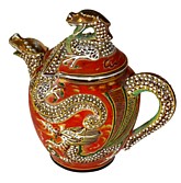Японский антикварный фарфор:  чайник с драконами