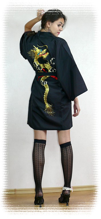 женский халат с вышивкой, сделано в Японии. Mega Japan, интернет-магазин